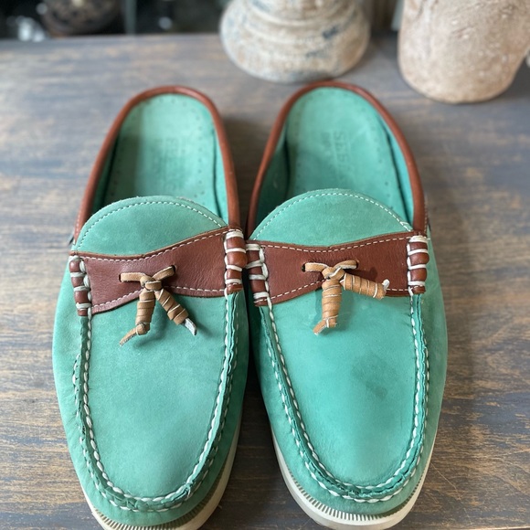 Sebago Dockside’s green leather slip on loafers boat shoes Womens 8.5 - Picture 1 of 8